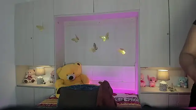 LilyWhitney online show from 7, 2, 2026