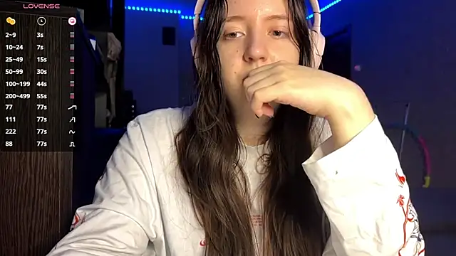 LauretteRagar online show from 1, 10, 2025