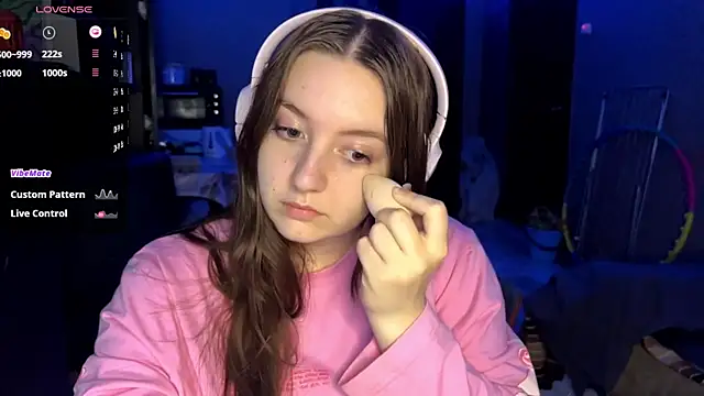 LauretteRagar online show from 24, 9, 2025