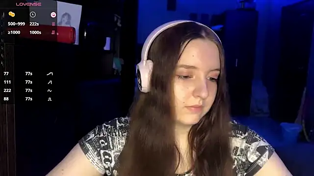 LauretteRagar online show from 10, 9, 2025