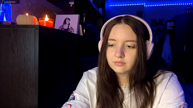 LauretteRagar online show from 28, 10, 2025