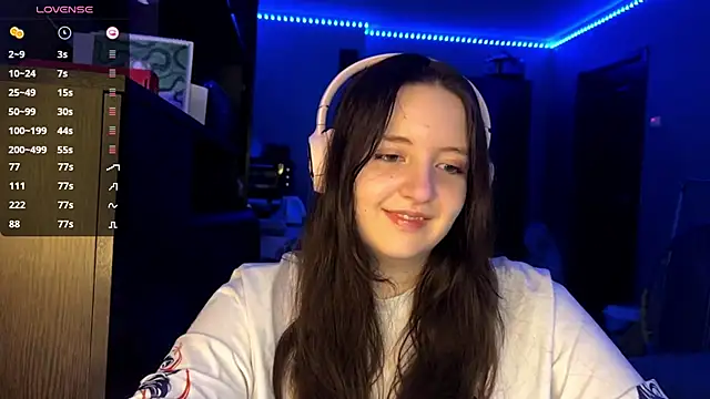 LauretteRagar online show from 6, 10, 2025