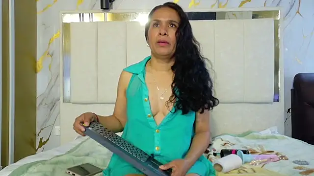 Vanessa 7  online show from 5, 5, 2026