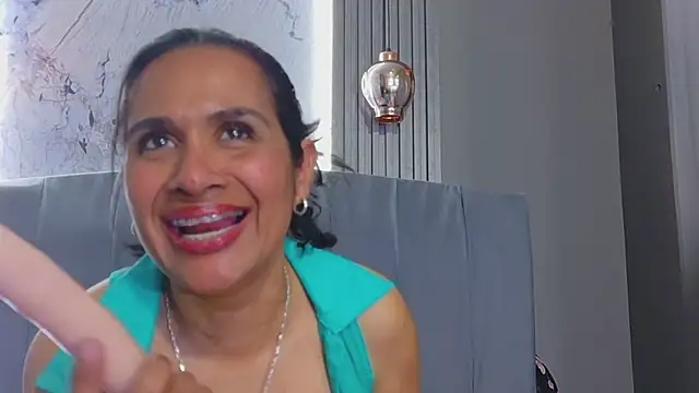 Vanessa 7  online show from 16, 5, 2026