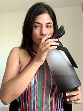 LauraCatalina online show from 21, 9, 2025