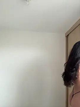 LauraCatalina online show from 27, 10, 2025