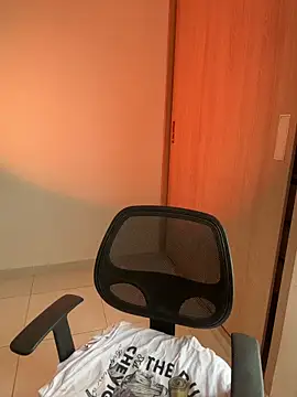 LauraCatalina online show from 26, 11, 2025