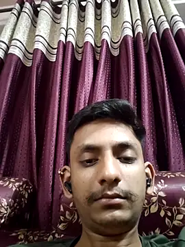 Snapshot of yung_cplz chatting on 7, 10, 2025 yung cplz online show from 7, 10, 2025