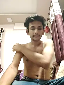 Snapshot of yung_cplz chatting on 25, 9, 2025 yung cplz online show from 25, 9, 2025