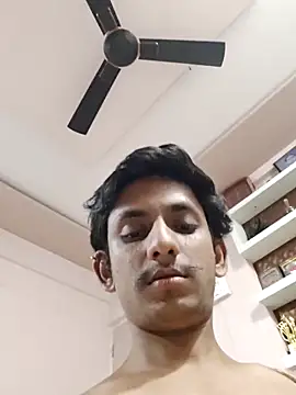 Snapshot of yung_cplz chatting on 1, 10, 2025 yung cplz online show from 1, 10, 2025