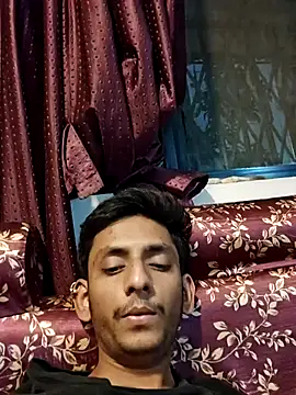 Snapshot of yung_cplz chatting on 14, 2, 2026 yung cplz online show from 14, 2, 2026