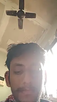 Snapshot of yung_cplz chatting on 23, 11, 2025 yung cplz online show from 23, 11, 2025