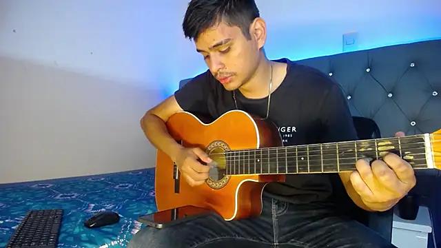 Charlie Cock  online show from 13, 11, 2025