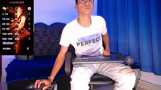 Charlie Cock  online show from 23, 11, 2025