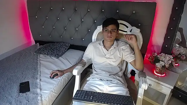 Charlie Cock  online show from 17, 9, 2025