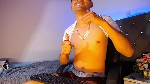 Charlie Cock  online show from 19, 11, 2025