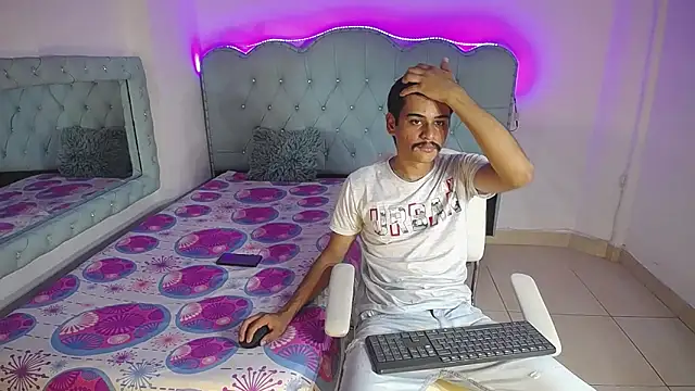 Charlie Cock  online show from 12, 9, 2025