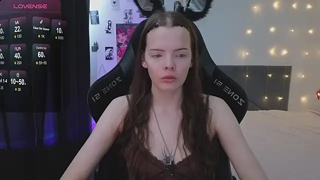 Luna Navy online show from 18, 2, 2026