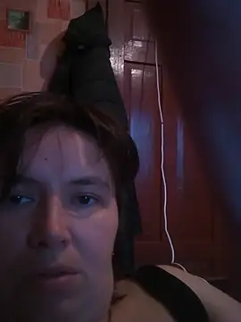 Snapshot of Romashka33011 chatting on 4, 11, 2025 Romashka33011 online show from 4, 11, 2025