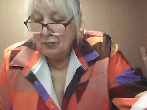 Alexia64231 online show from 22, 12, 2025