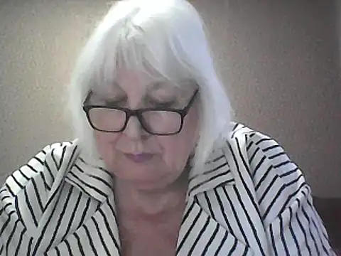 Snapshot of Alexia64231 chatting on 27, 3, 2026 Alexia64231 online show from 27, 3, 2026