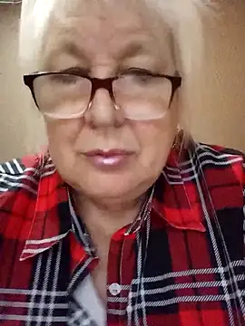 Snapshot of Alexia64231 chatting on 2, 11, 2025 Alexia64231 online show from 2, 11, 2025