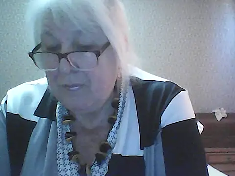 Snapshot of Alexia64231 chatting on 23, 10, 2025 Alexia64231 online show from 23, 10, 2025