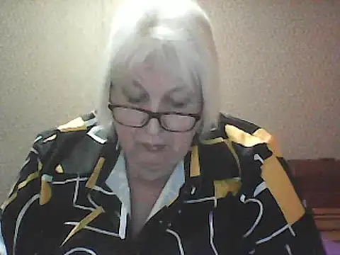 Snapshot of Alexia64231 chatting on 17, 10, 2025 Alexia64231 online show from 17, 10, 2025