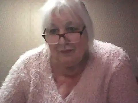 Alexia64231 online show from 17, 12, 2025