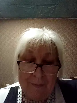 Snapshot of Alexia64231 chatting on 18, 11, 2025 Alexia64231 online show from 18, 11, 2025