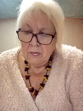 Snapshot of Alexia64231 chatting on 27, 10, 2025 Alexia64231 online show from 27, 10, 2025