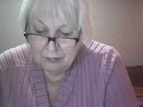 Snapshot of Alexia64231 chatting on 19, 10, 2025 Alexia64231 online show from 19, 10, 2025