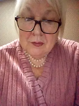 Snapshot of Alexia64231 chatting on 9, 11, 2025 Alexia64231 online show from 9, 11, 2025