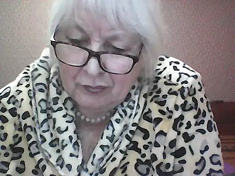 Snapshot of Alexia64231 chatting on 16, 10, 2025 Alexia64231 online show from 16, 10, 2025