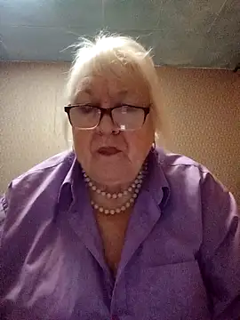 Snapshot of Alexia64231 chatting on 31, 10, 2025 Alexia64231 online show from 31, 10, 2025