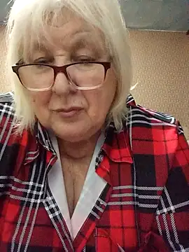 Alexia64231 online show from 17, 12, 2025