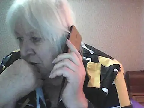 Snapshot of Alexia64231 chatting on 14, 10, 2025 Alexia64231 online show from 14, 10, 2025