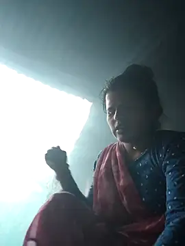 Snapshot of Sanjna_cuty chatting on 17, 12, 2025 Sanjna cuty online show from 17, 12, 2025