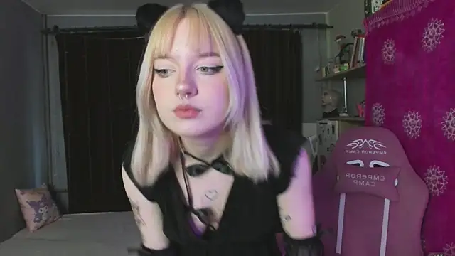 godlikegirlyy online show from 28, 9, 2025