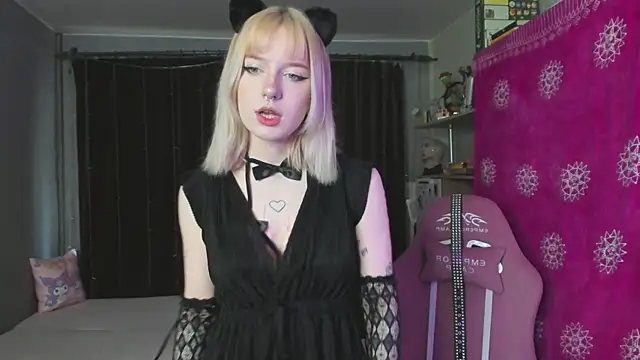 godlikegirlyy online show from 20, 9, 2025