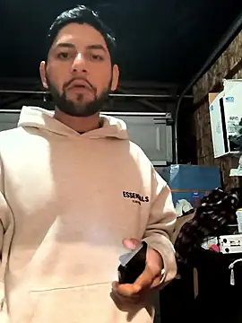 Snapshot of Julians26ne chatting on 18, 1, 2026 Julians26ne online show from 18, 1, 2026