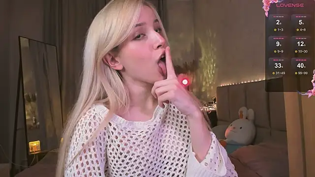 peachii meow online show from 10, 9, 2025