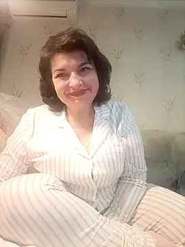 LedyNika online show from 5, 12, 2025