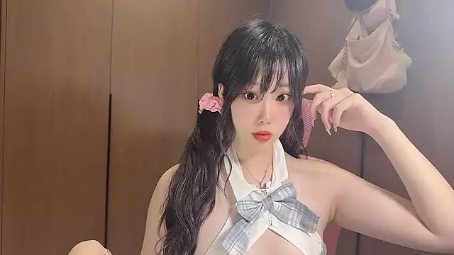 Lilium-520 online show from 26, 10, 2025