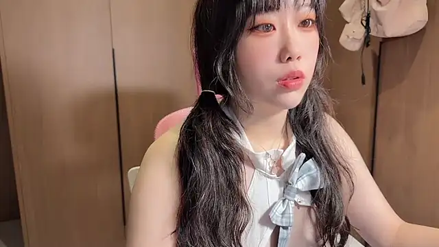 Lilium-520 online show from 23, 11, 2025