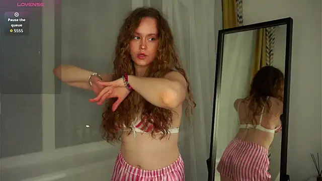 SusannaScholler online show from 21, 9, 2025