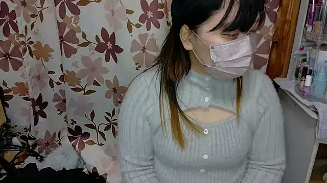 Snapshot of MIKE_chan chatting on 29, 11, 2025 MIKE chan online show from 29, 11, 2025