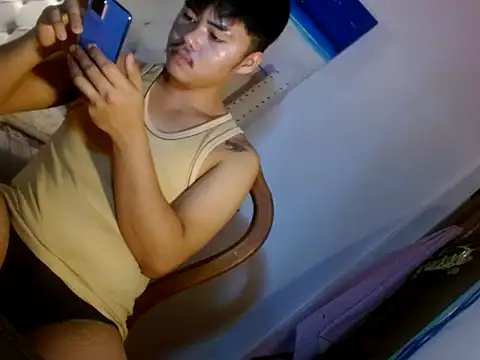 hot emman online show from 7, 4, 2026