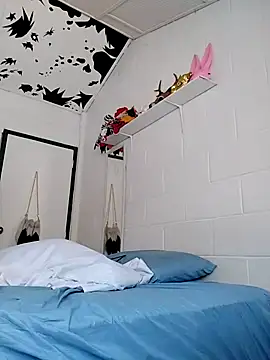 oxxy jean online show from 27, 2, 2026