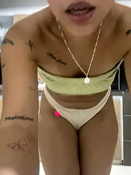 LuluMonroe Eup online show from 19, 11, 2025